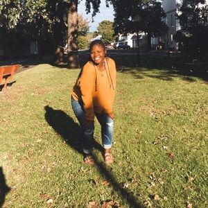 Meet your Posher, Shanell